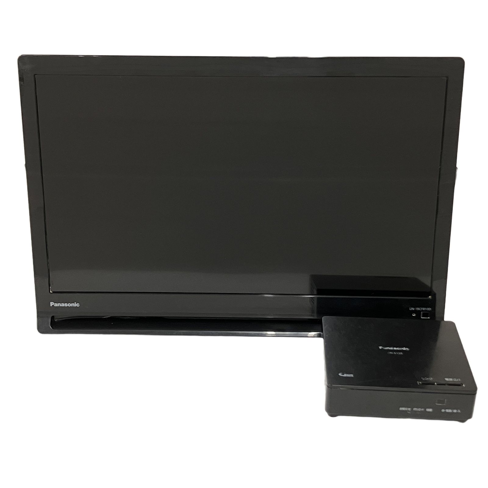 テレビ・映像機器 Panasonic UN-19CFB10D ポータブルテレビ