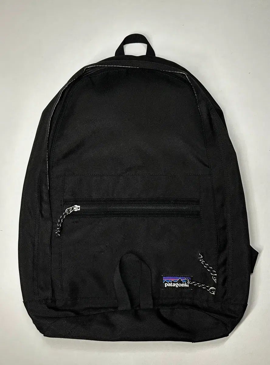 patagonia ブラック バックパック