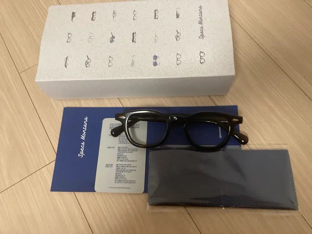 スペックスモンタナ(Specs Montana) ヘレナ 44サイズ ブラウン COLOR 試着2回 ほぼ新品