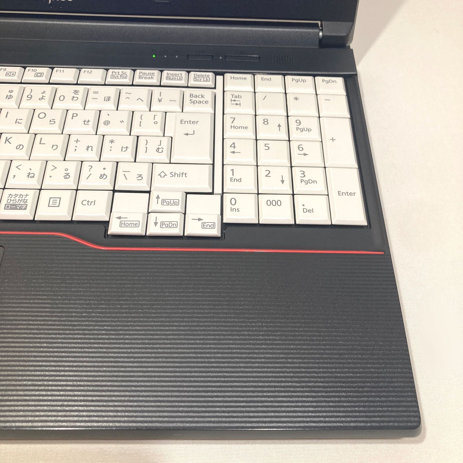 初心者向け】富士通LIFEBOOK 大画面ノートPC DVD付 Windows11 - メルカリ
