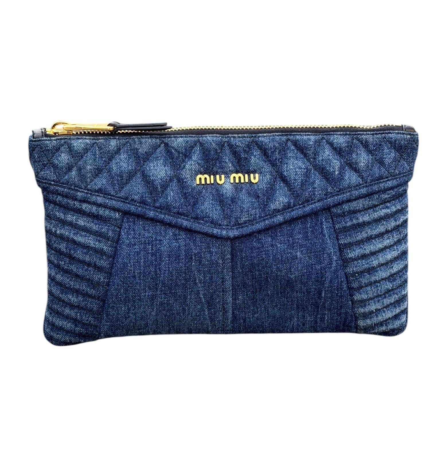超美品◆本物◆ミュウミュウMiumiuヴィンテージ加工デニムDenimレザーゴールド金具クラッチバッグセカンドバッグユニセックスインディゴブルー