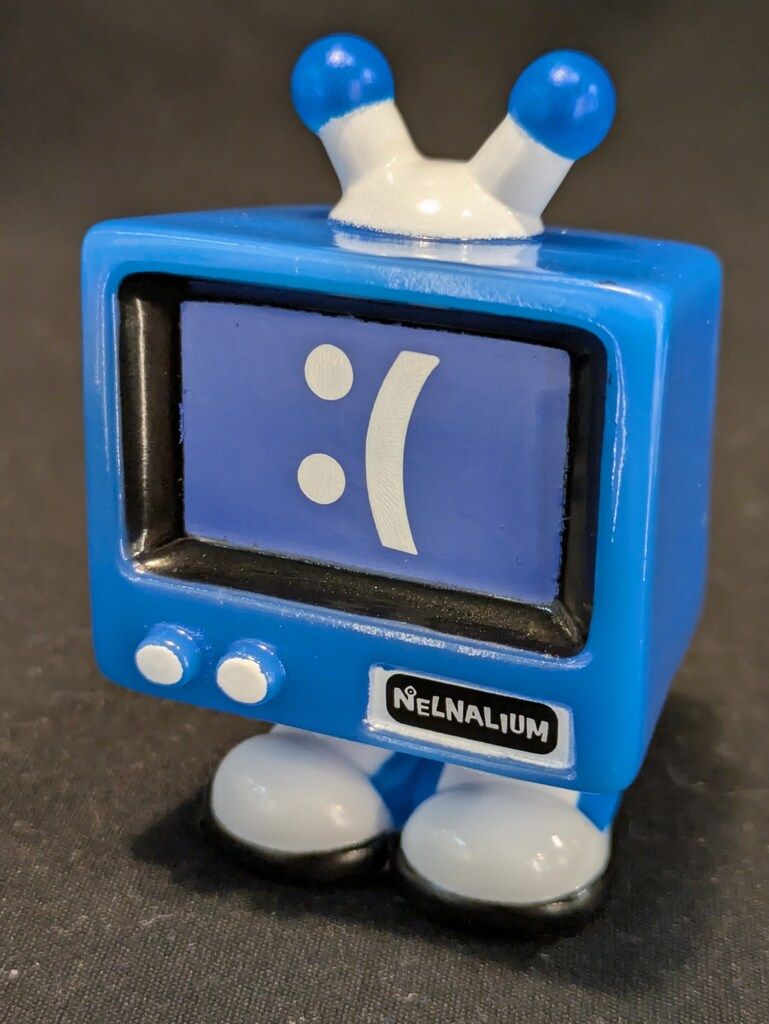 MEDICOMTOY VAG Serie 47 Nelnal VARI-TV Azul :(