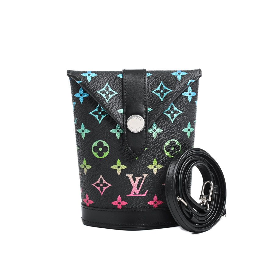 LOUIS VUITTON ルイヴィトン ショルダーバッグ エンベロップポーチ M13906 148,500円