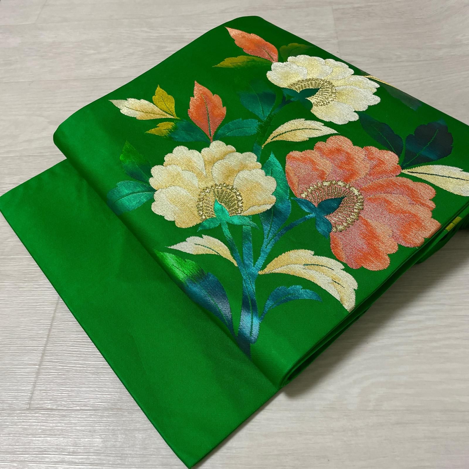 名古屋帯 華やかな花模様 九寸 正絹 着物 X-6103