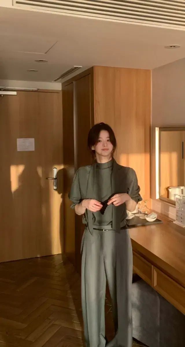 ウール モノ ジェントル チャコール スラックス M ロング丈