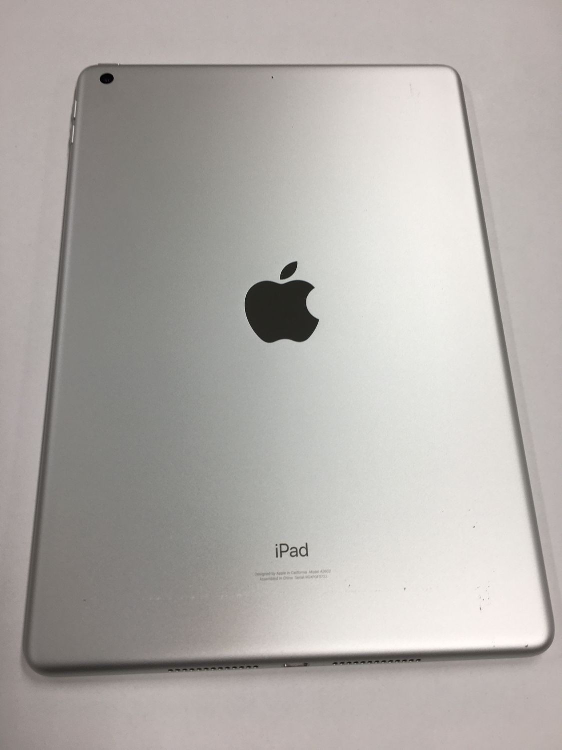 美品】iPad 第9世代 64GB WiFi シルバー 動作良好 - メルカリ