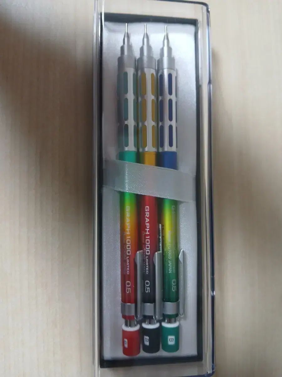 ぺんてる (PENTEL) グラフレット 1000 リー (LEE) リミテッド (LIMITED) 9 3個 まとめ 出品
