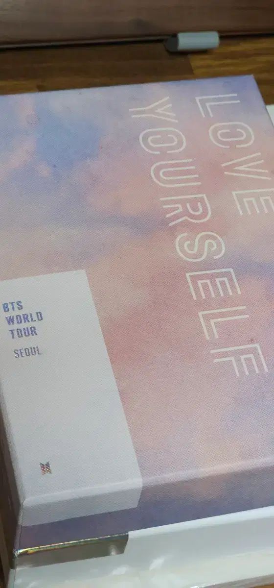 BTS WORLD TOUR LOVE YOURSELF SEOUL DVD+ブルーレイ まとめ出品 10,138円