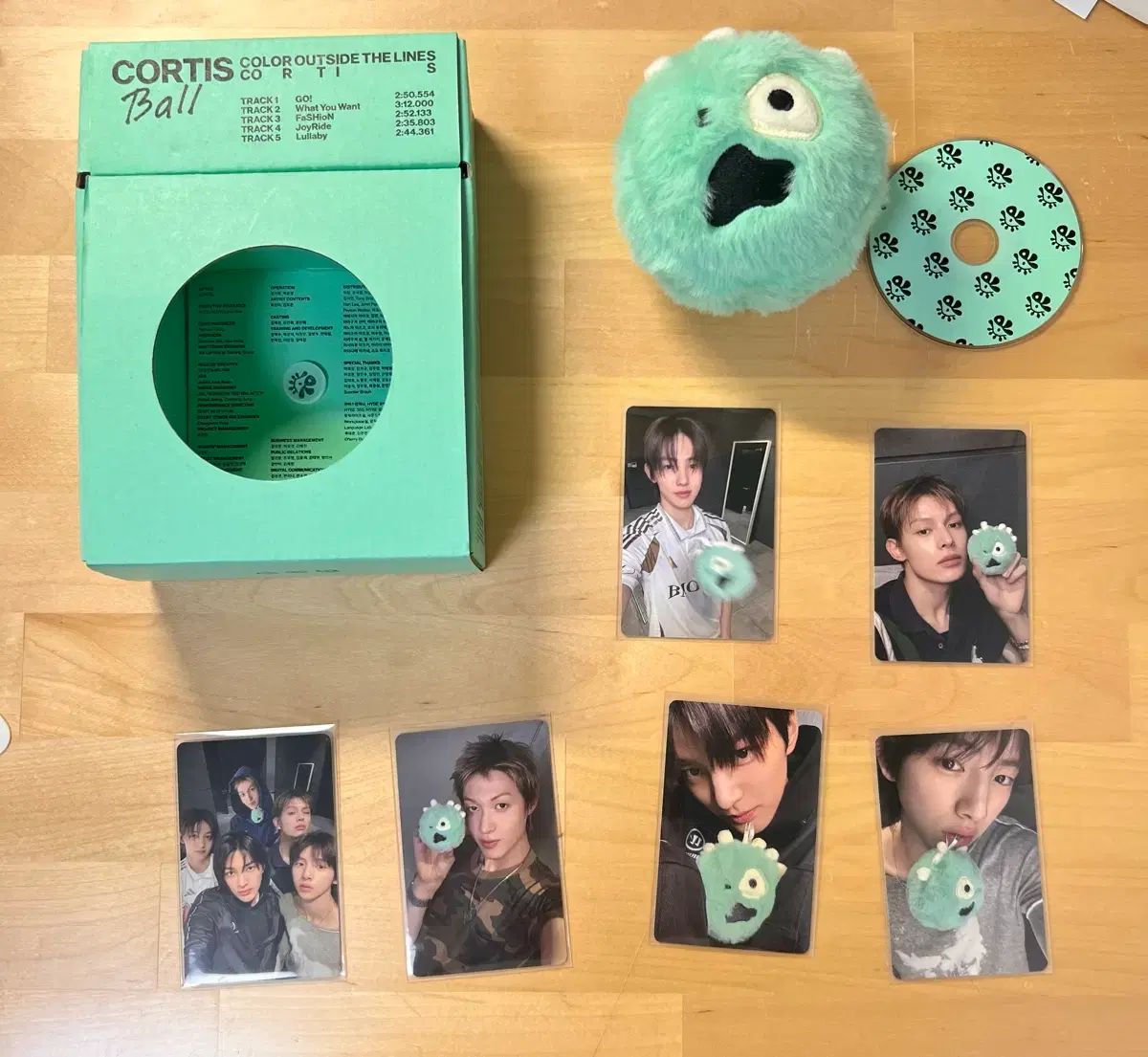 コルチスボール ミント The 1st EP COLOR OUTSIDE THE LINES （ CORTIS Ball ver ）