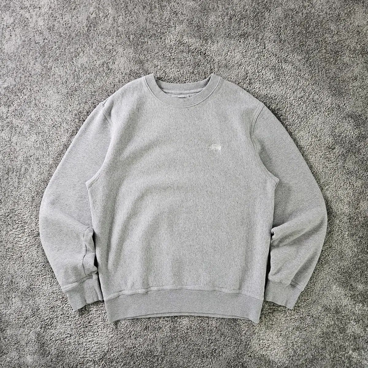 STUSSY スウェット