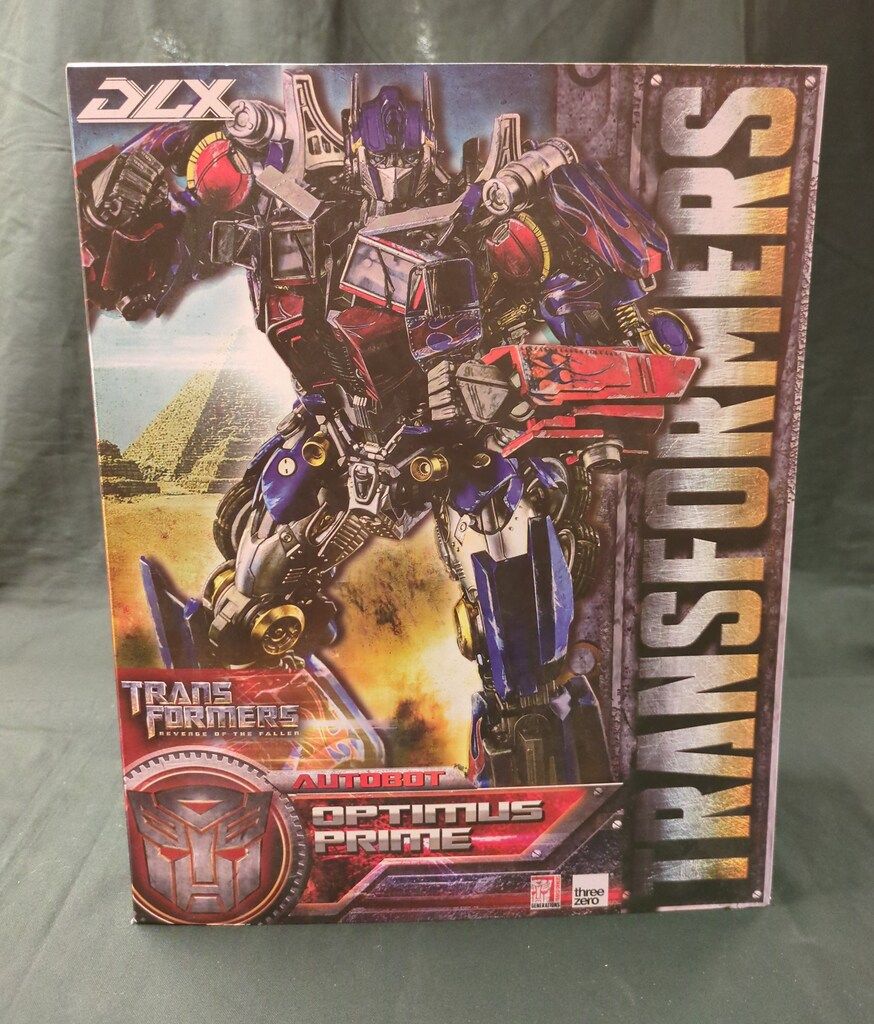 threezero DLX Optimus Prime