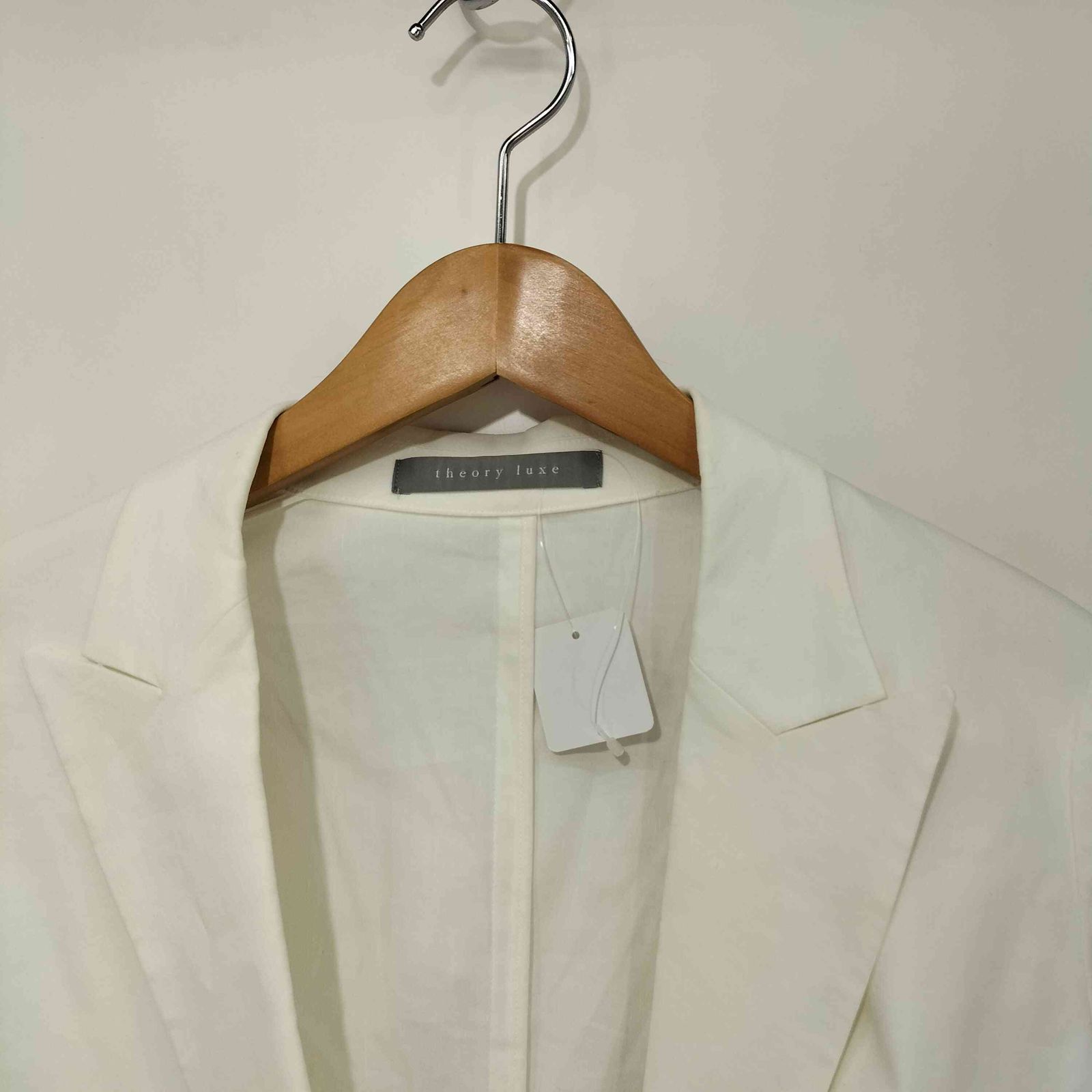セオリーリュクス theory luxe DEBBY NL CRISP LINEN ダブルテーラード 