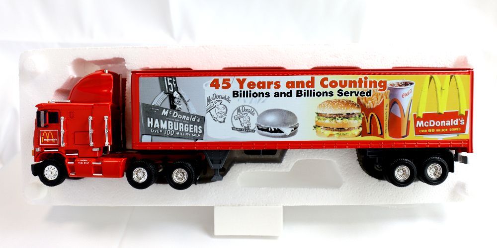 Matchbox Collectibles Freightliner Tractor Trailer McDonald's　マッチボックス・コレクティブルズ　フレイトライナー　マクドナルド・ハンバーガー45周年　輸送トレーラー