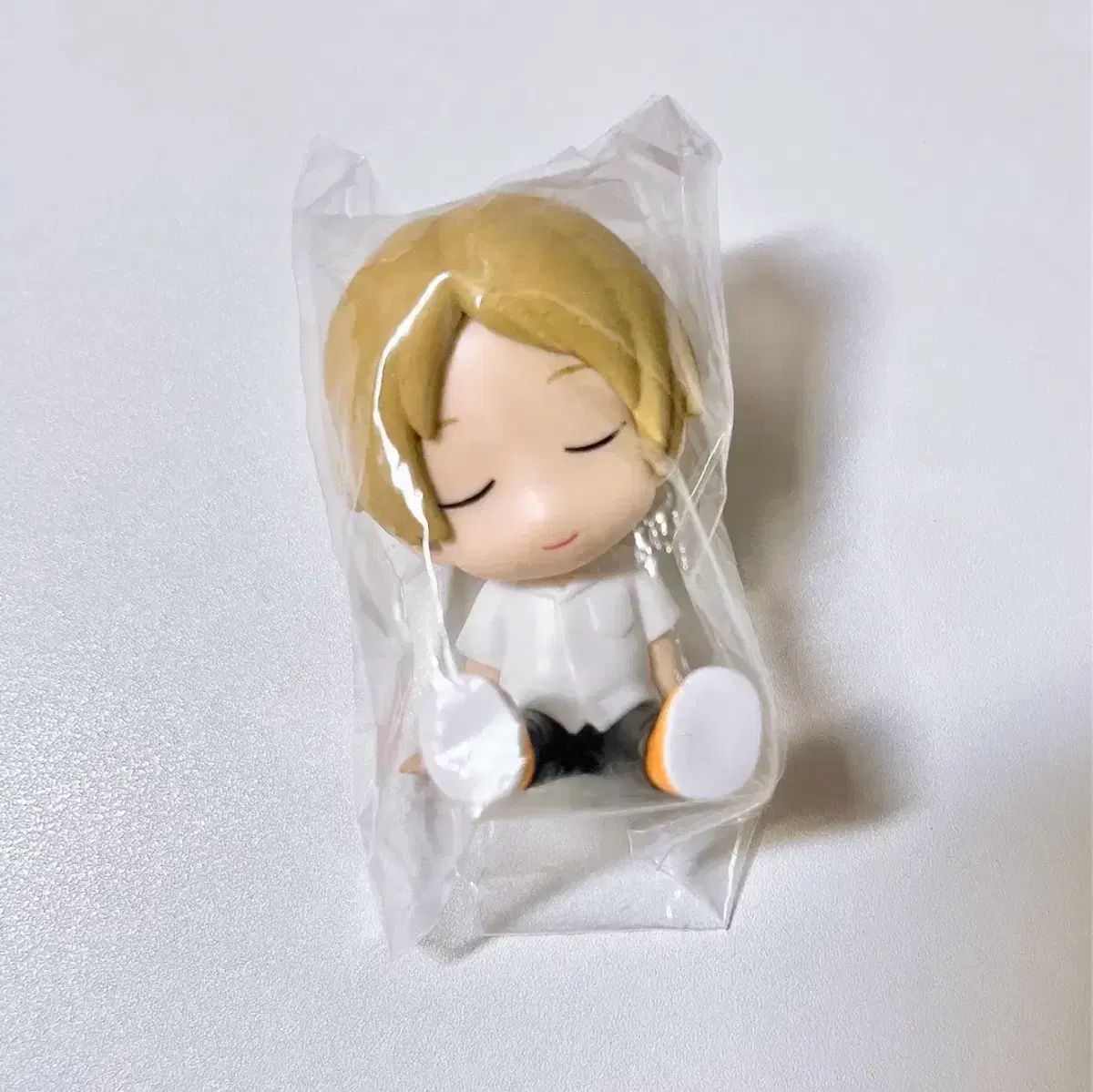Figura Gacha del libro de amigos de Natsume Takashi Natsume