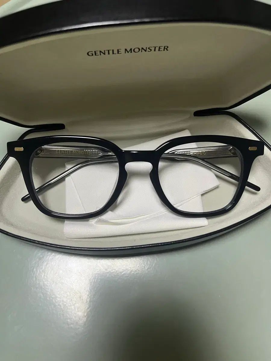 GENTLE MONSTER(ジェントルモンスター) クボ 01 ブラック (新品)