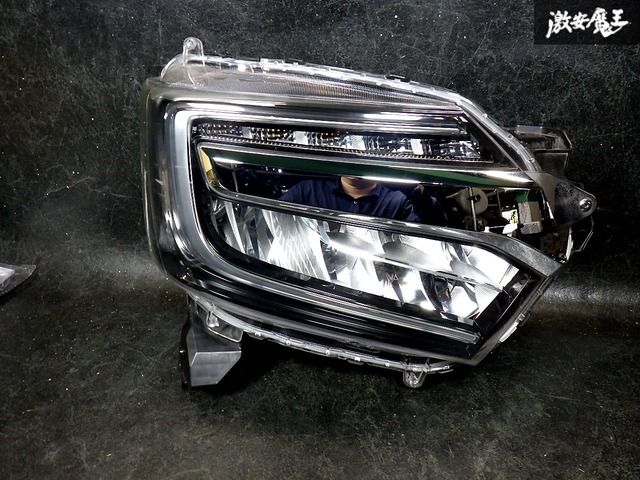 【保証付！ 即発送！】ホンダ 純正 JF3 JF4 N-BOX カスタム 前期 ヘッドライト ヘッドランプ 右 運転席 STANLEY W3106 6,597円
