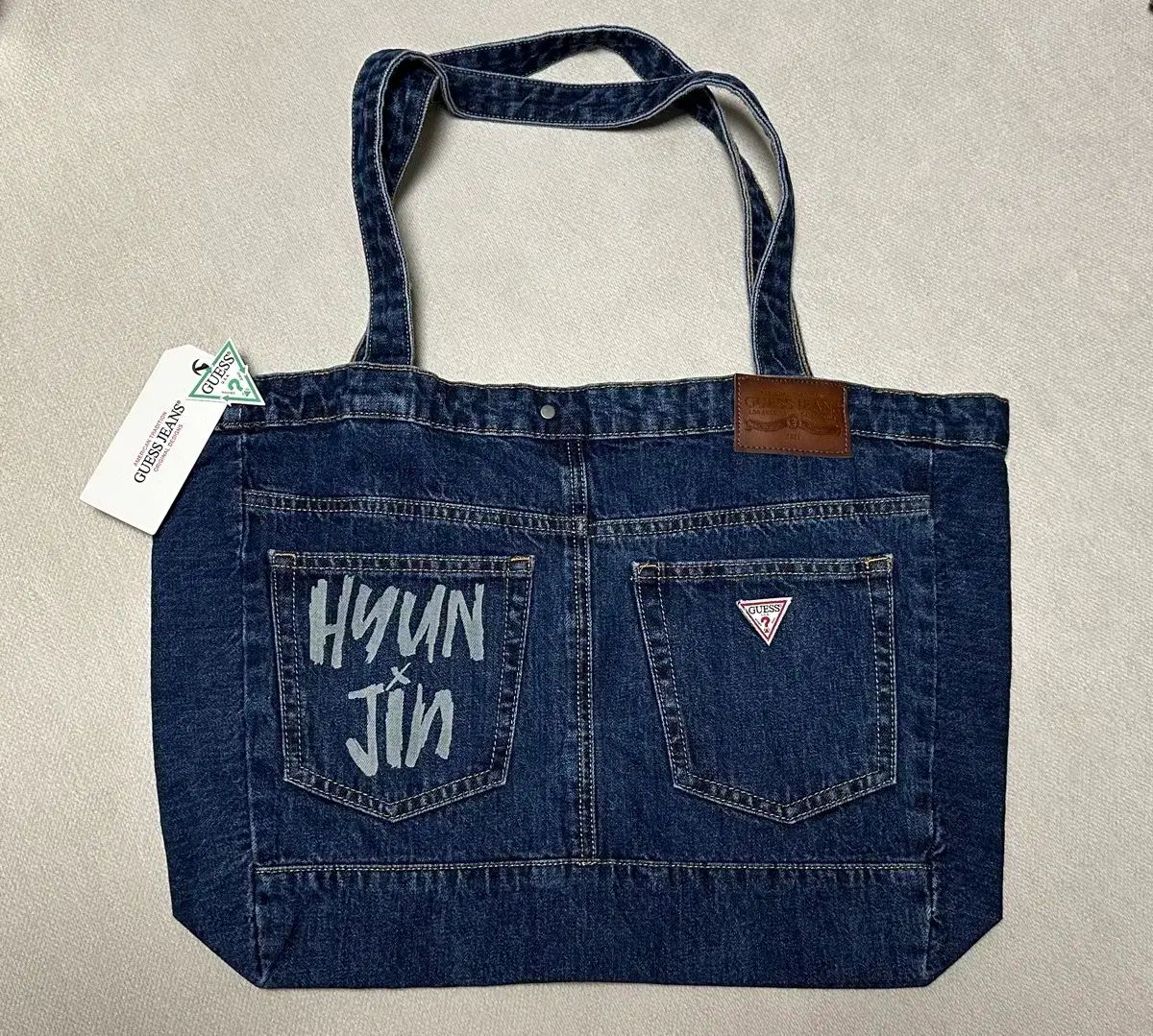 Stray Kids ヒョンジン GUESS デニムバッグ 25,889円