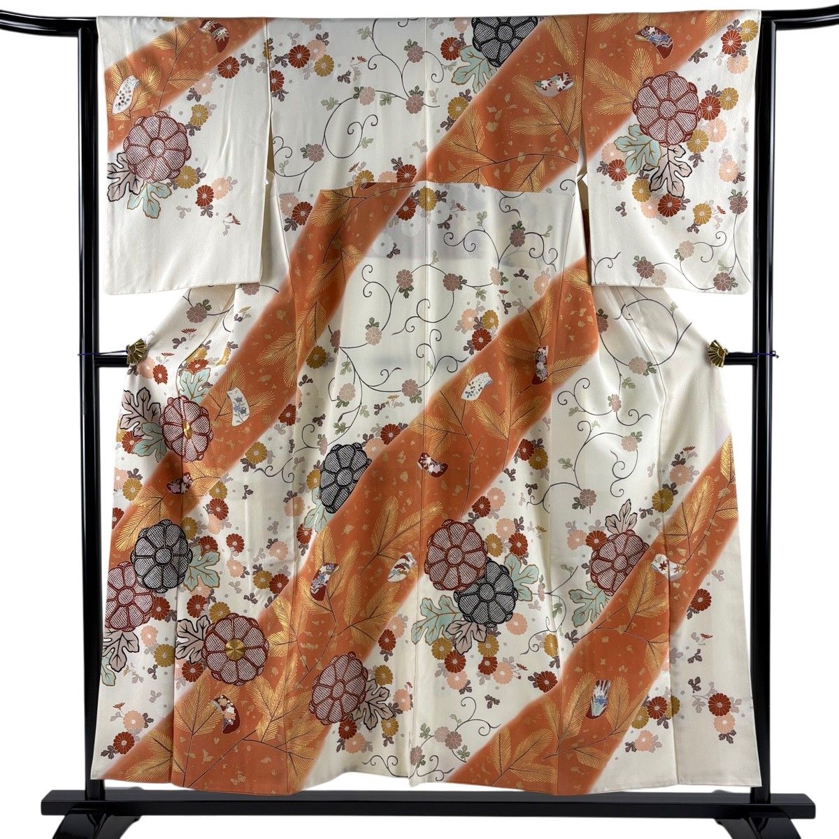 訪問着 身丈155cm 裄丈63cm S 袷 菊 松 金糸 金彩 クリーム 正絹 秀品 【中古】 6,688円