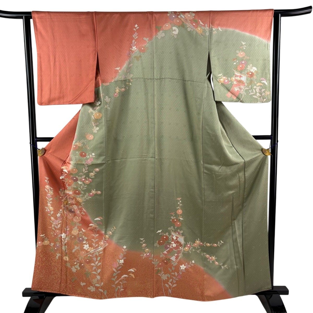 訪問着 身丈160.5cm 裄丈62.5cm S 袷 几帳 菊 金糸 金彩 サーモンピンク 正絹 秀品 【中古】