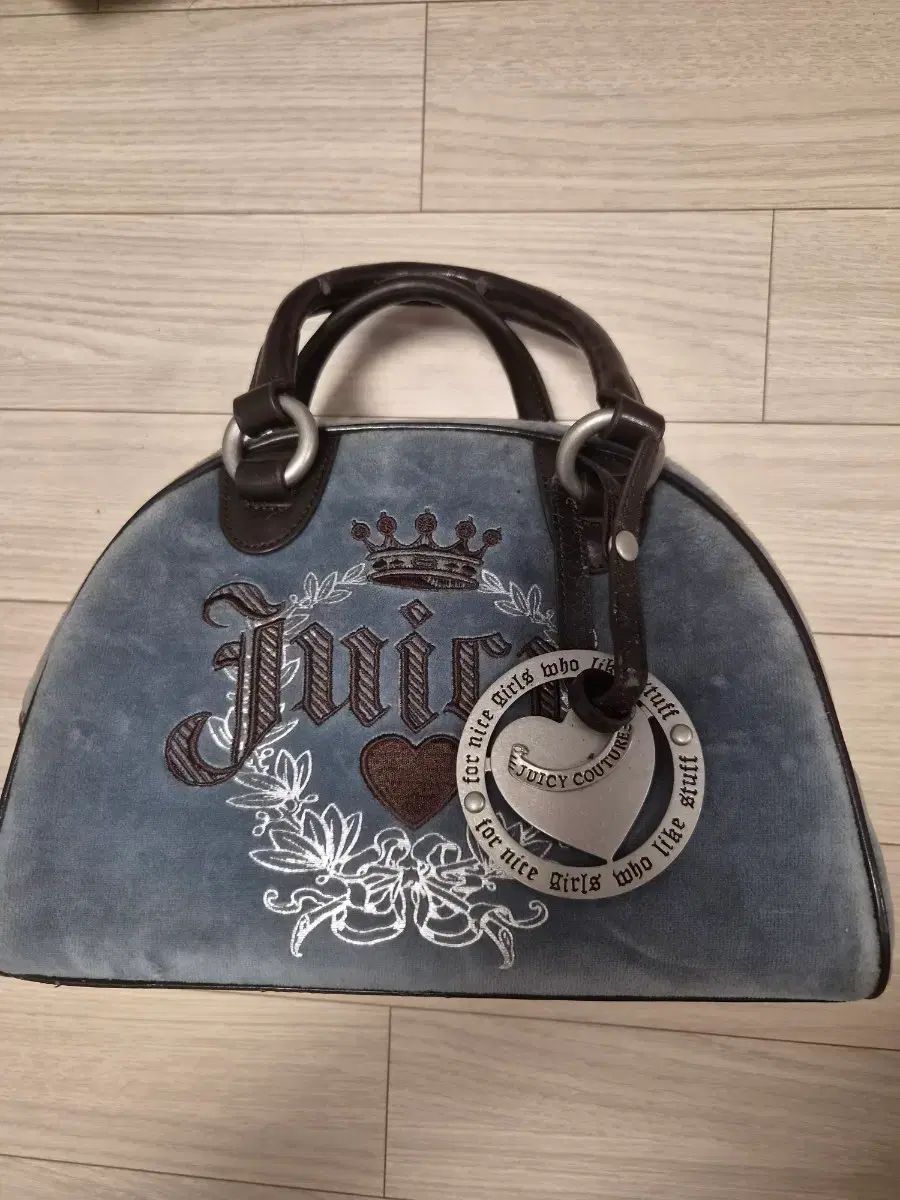 JUICY COUTURE ジューシークチュール ツアーベルベット ハンドバッグ (中古 購入後 未使用)