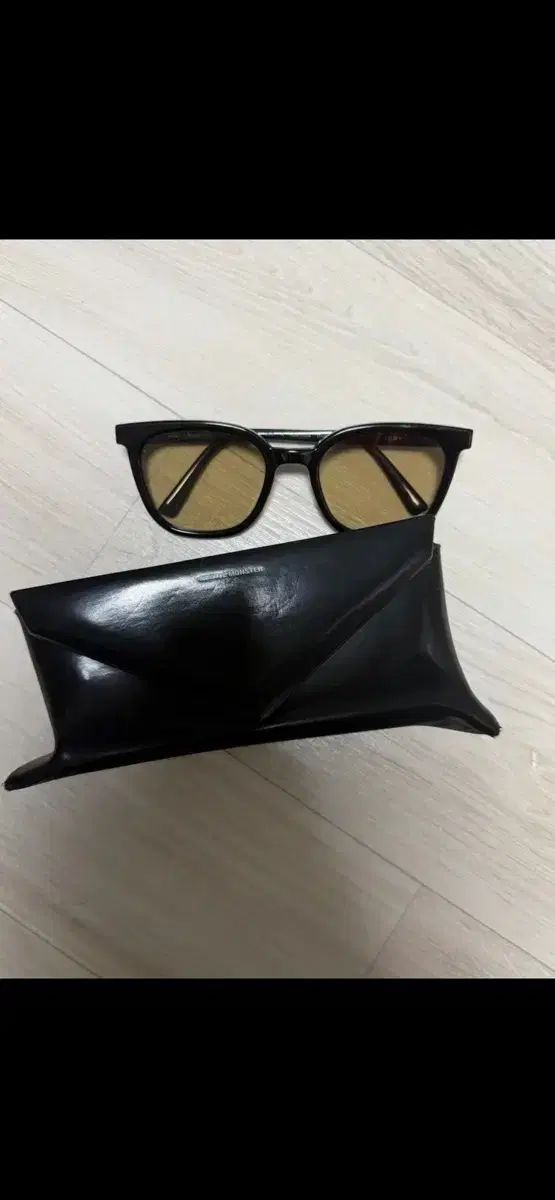 GENTLE MONSTER(ジェントルモンスター) トミー 出品 23,880円