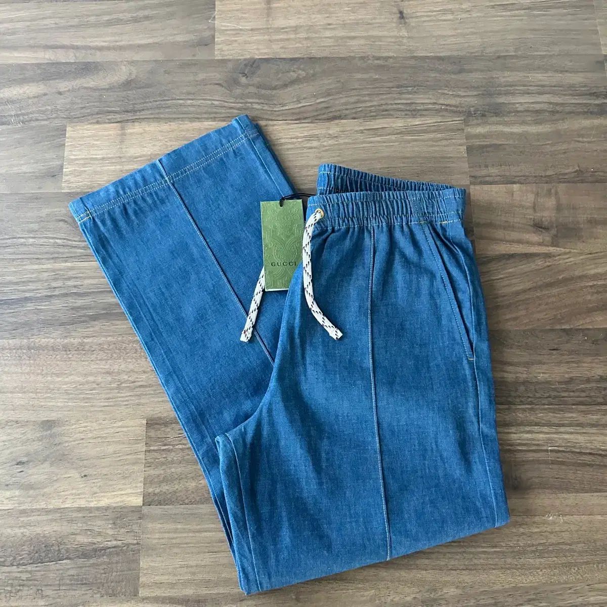 グッチ デニム パンツ ブルー 58,923円