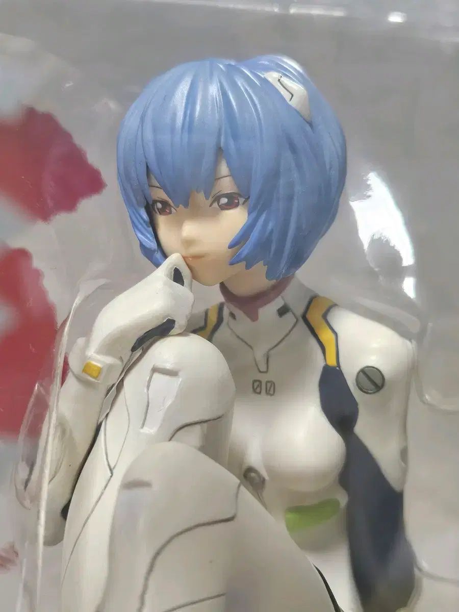 エヴァンゲリオン アルター 綾波レイ 1/7スケールフィギュア 18,240円