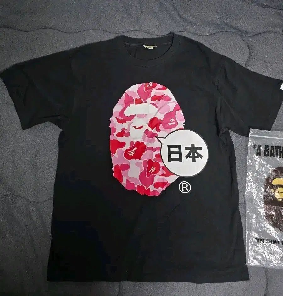 A BATHING APE アベイシングエイプ 半袖Tシャツ ピンクXL 9,412円
