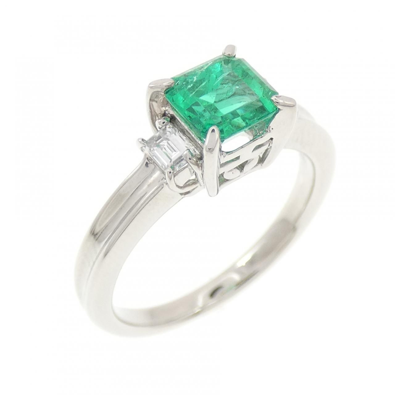 PT900 エメラルド リング 0.78CT