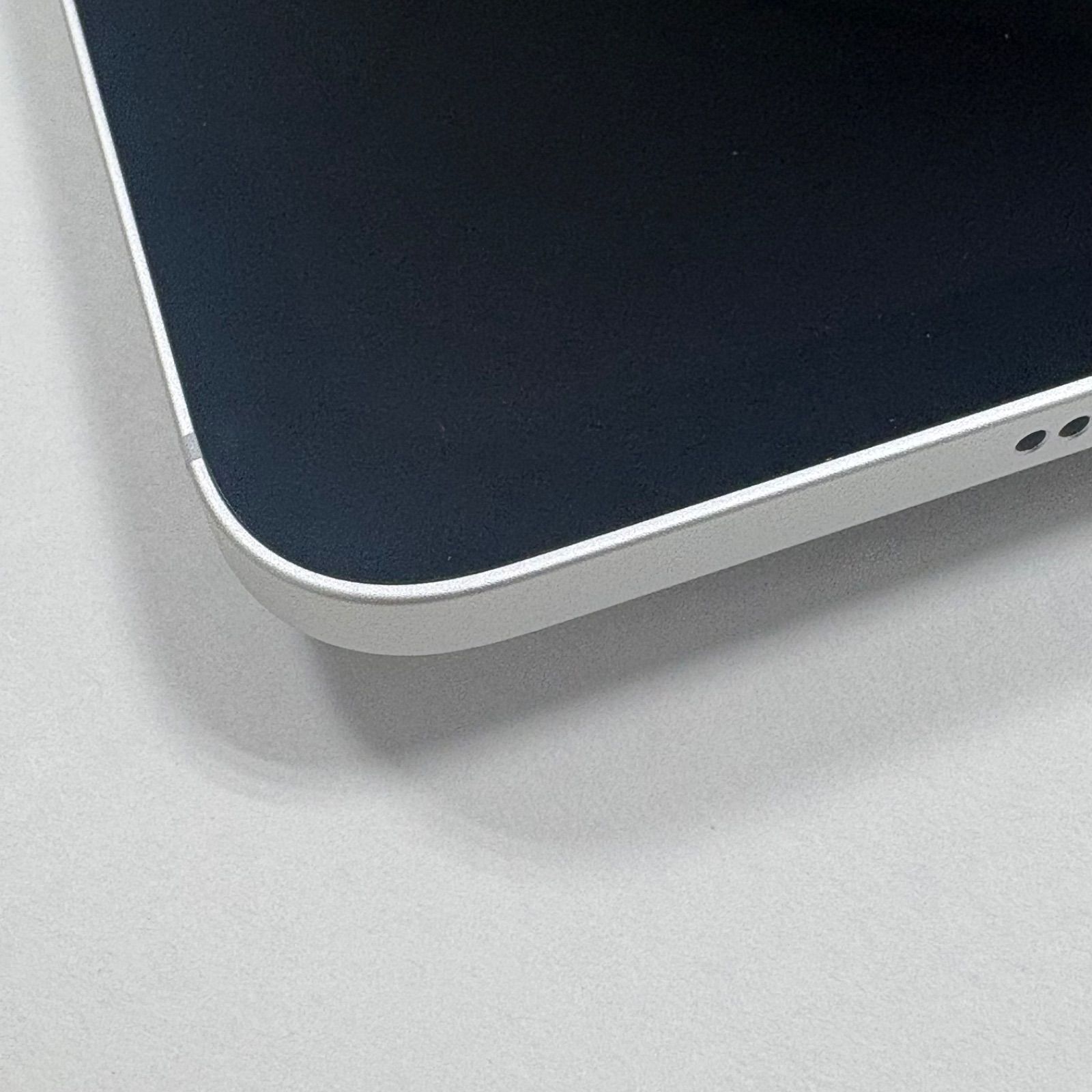 中古品☆ジャンク iPad Pro 11インチ 第4世代 128GB シルバー 3K881J/A