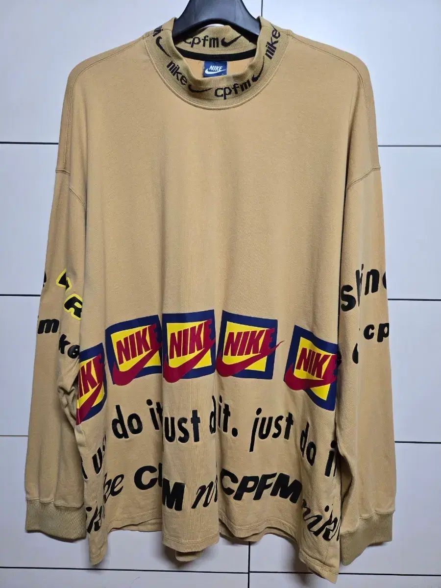 ナイキ (Nike x CPFM) マスタード ロングスリーブ Tシャツ