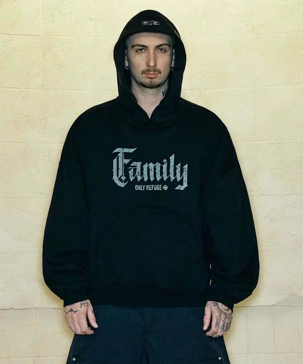 オファー0012 OPUS0012 Op 07 FAM REUNION HOODIE ブラック フーディー M
