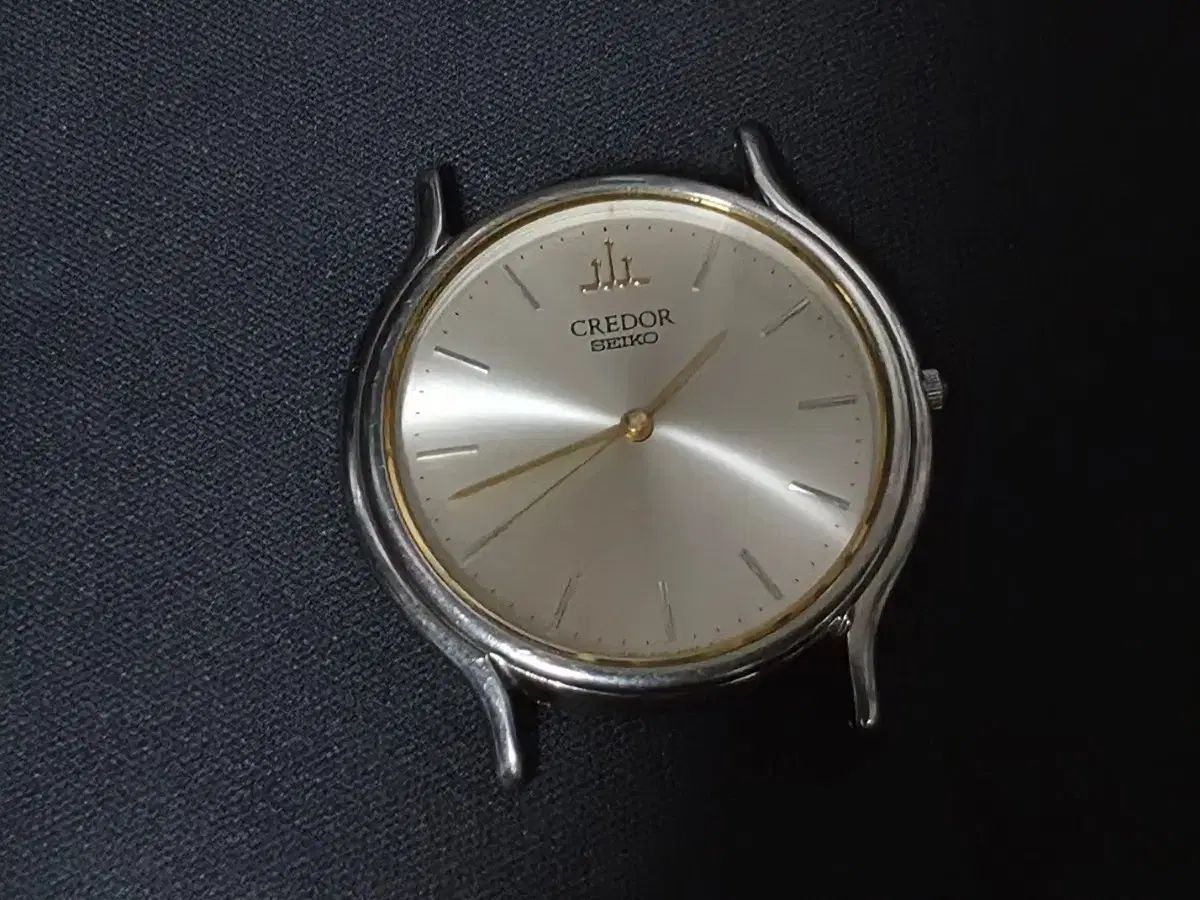 SEIKO CREDOR 8J81-6A30 クオーツ 41,359円
