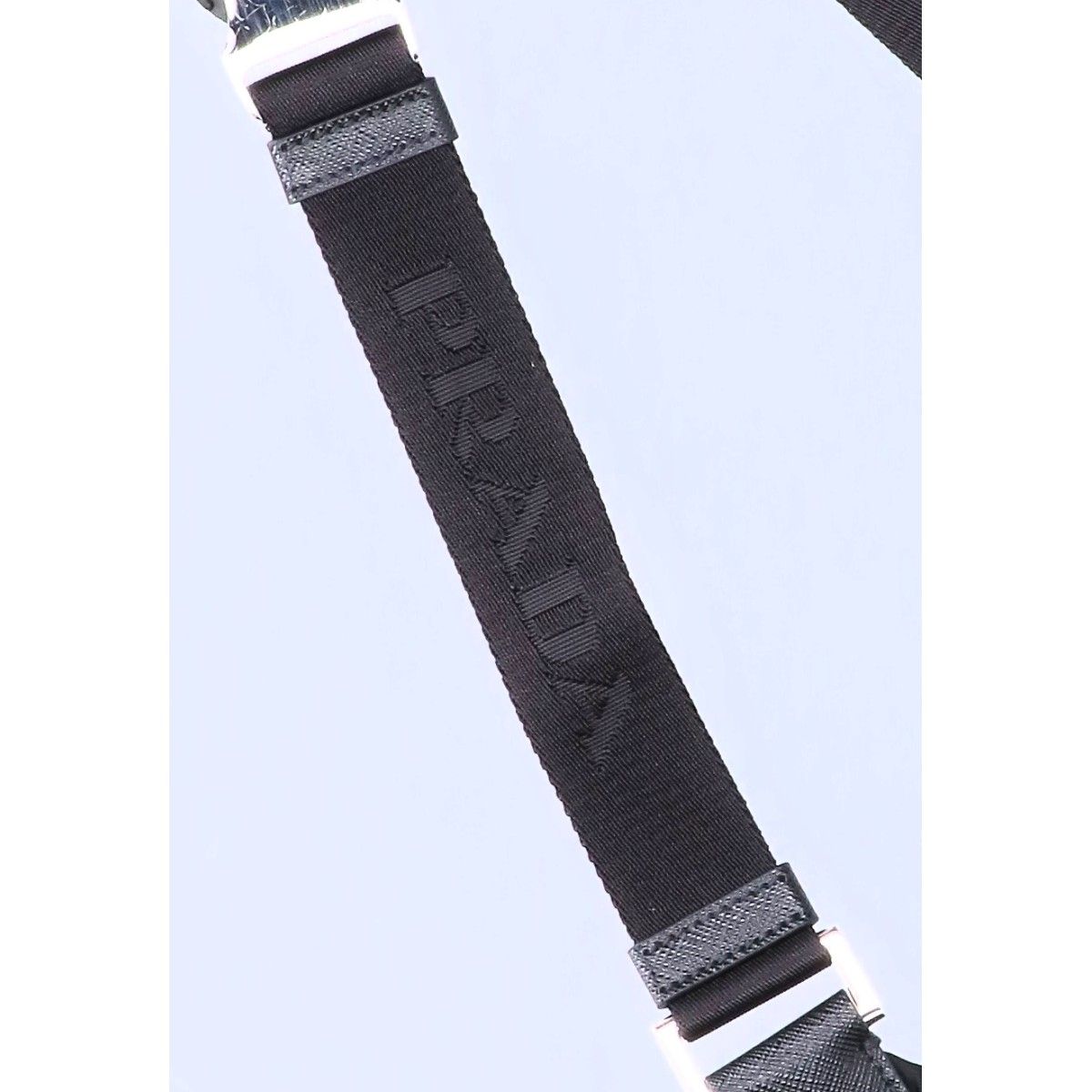 PRADA プラダ 美品 2VH128 Re-Nylon x サフィアーノレザー - メルカリ