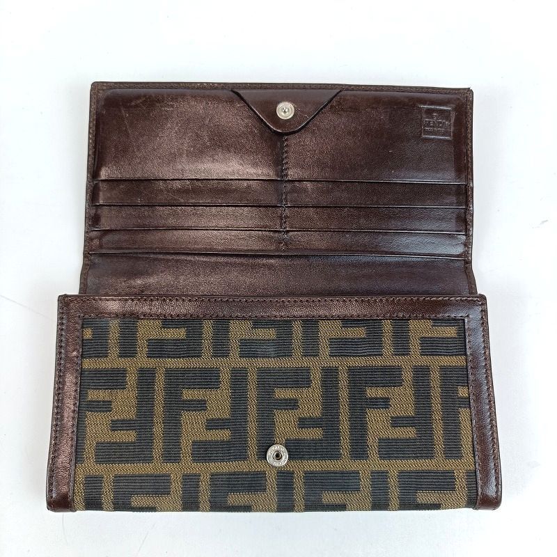 FENDI フェンディ ズッカ柄 長財布 ブラウン 茶色 フラップ ウォレット