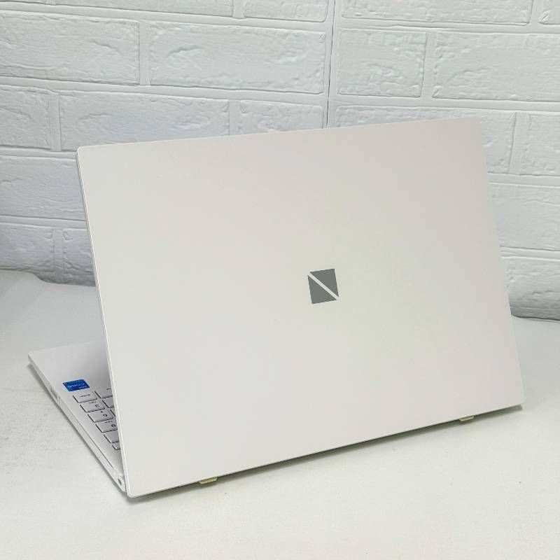 NEC LAVIE 11世代Core i3 SSD256GB Win11ノートPC - メルカリ