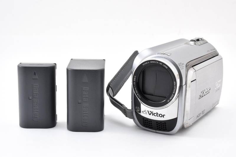 実用光学美品 Victor ビクター GZ-HD300 シルバー ビデオカメラ