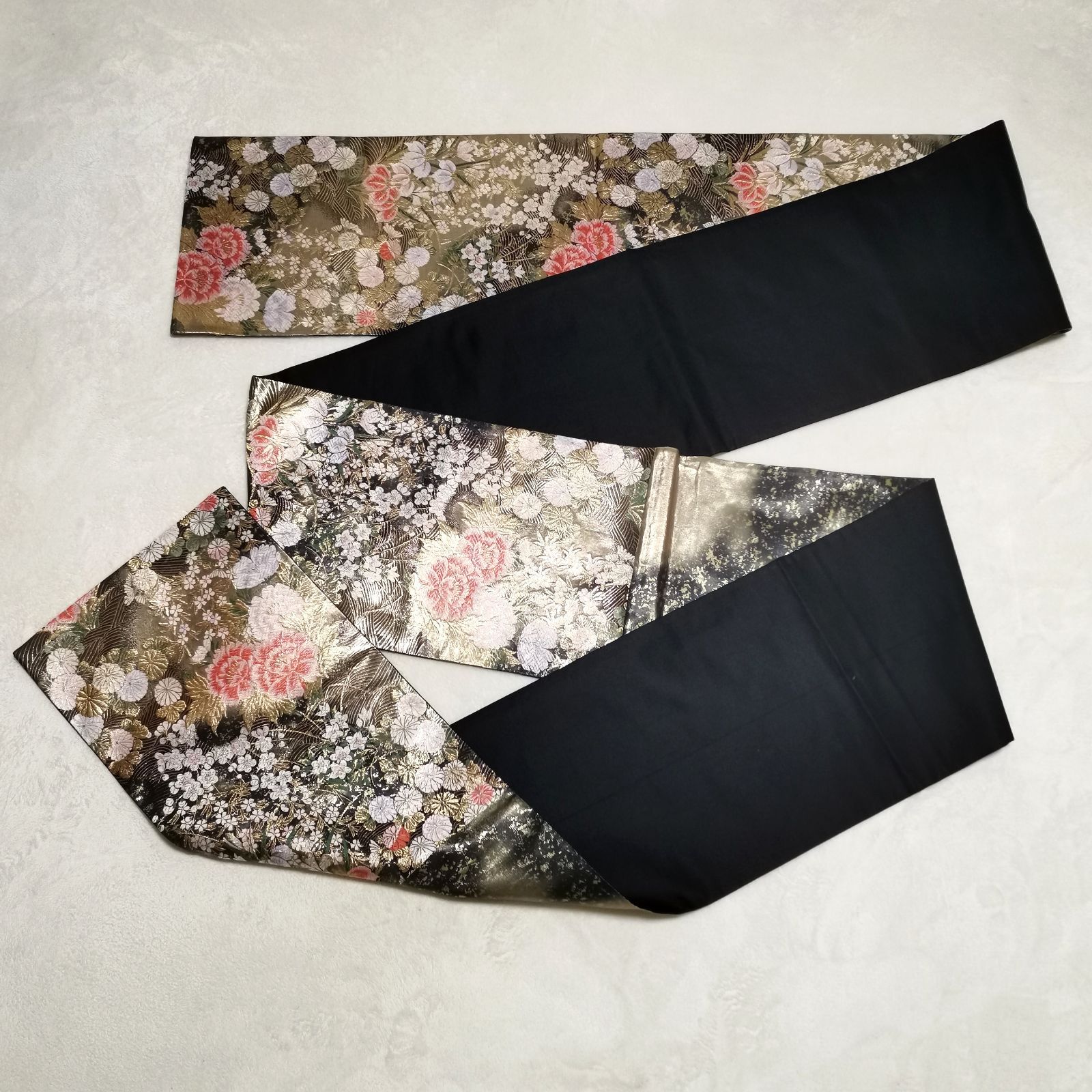 正絹 袋帯 黒地 牡丹 菊 桜 六通柄 フォーマル 振袖 訪問着 留袖 着物 管理番号KKVJIMKO62