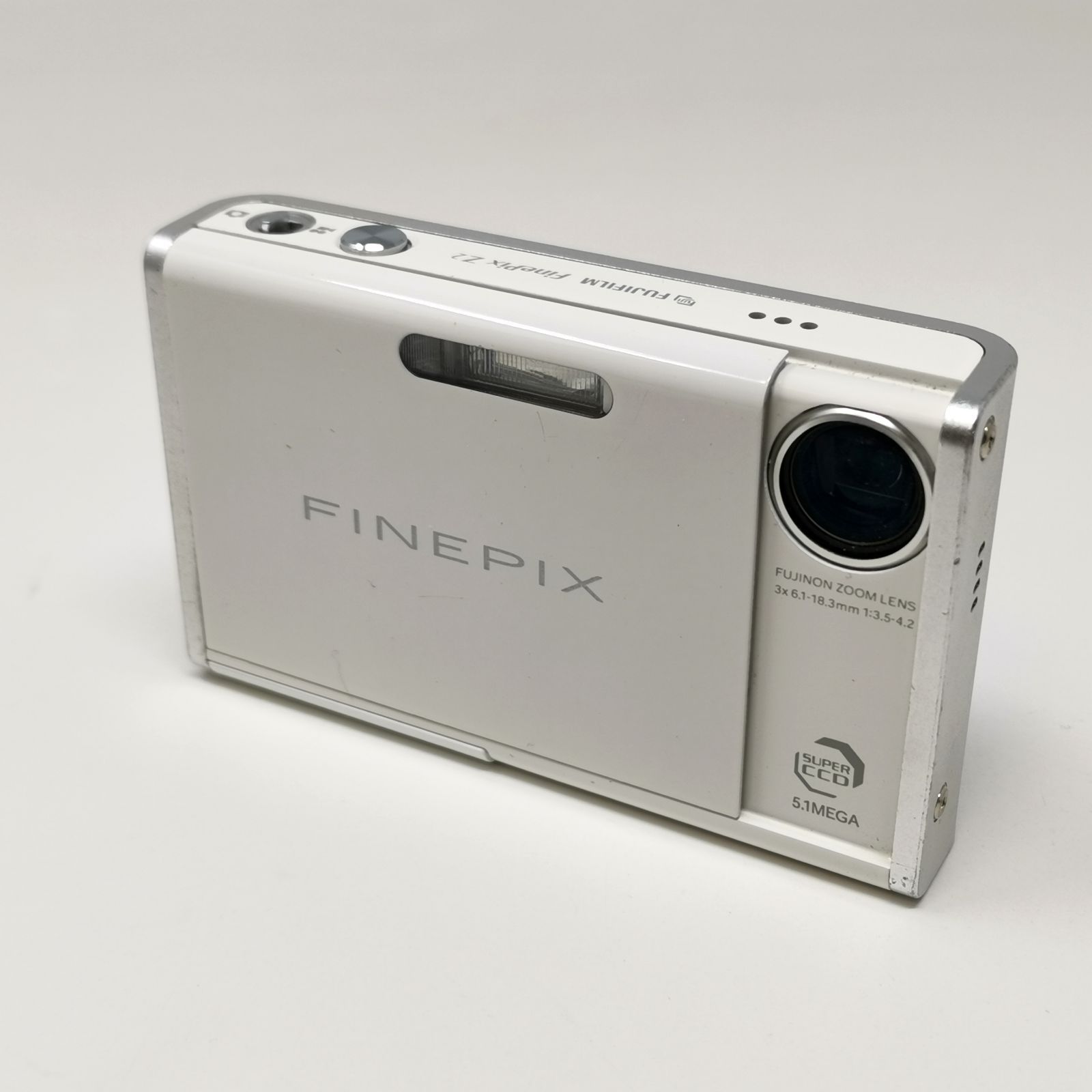 FUJIFILM FinePix Z2 カメラ コンデジ 動作確認済み SDカードなし
