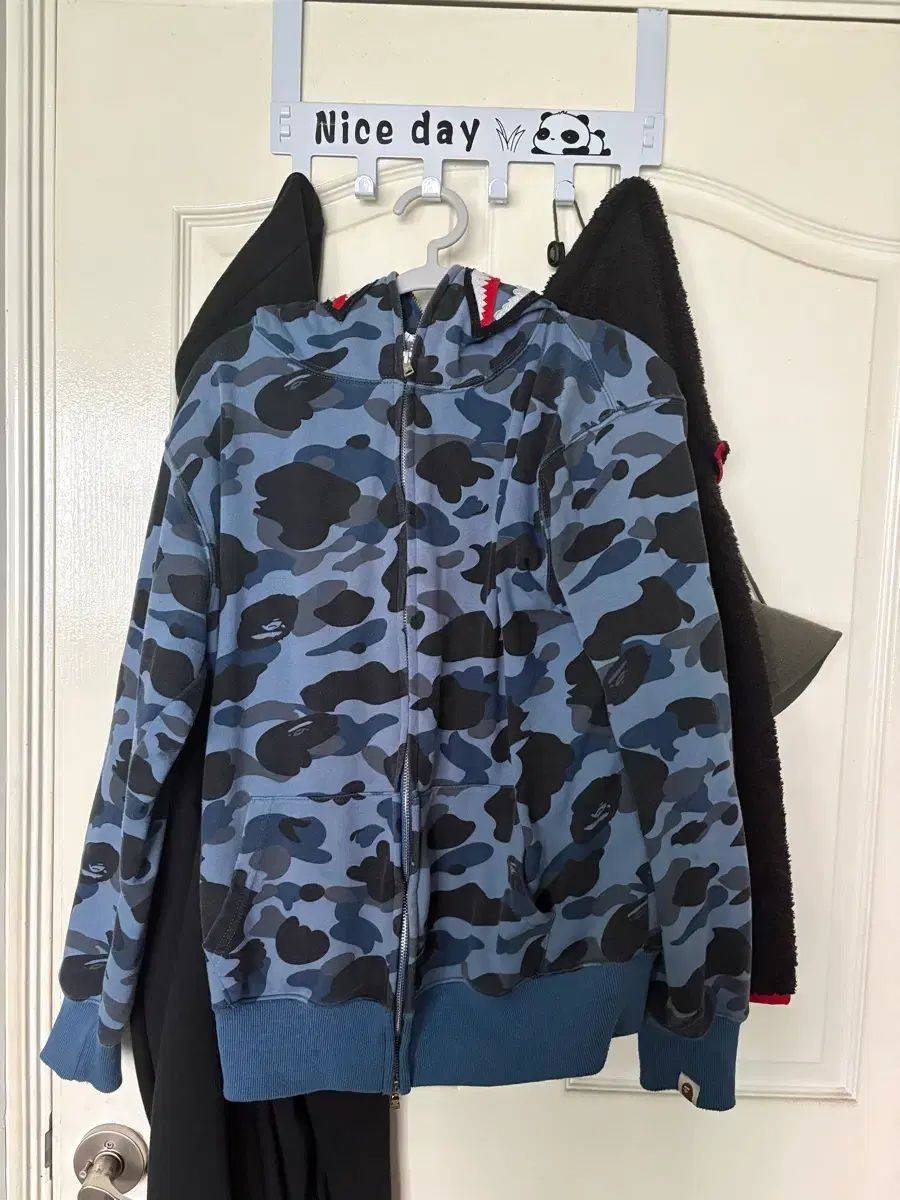 ヴィンテージ A BATHING APE アベイシングエイプ フード ジップアップ
