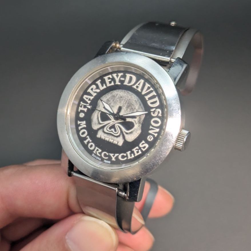 【稼働品】BULOVA × ハーレーダビッドソン スカル腕時計 ドンファンバンド Don Juan Harley-Davidson 稼働品】BULOVA × ハーレーダビッドソン スカル腕時計 ドンファン