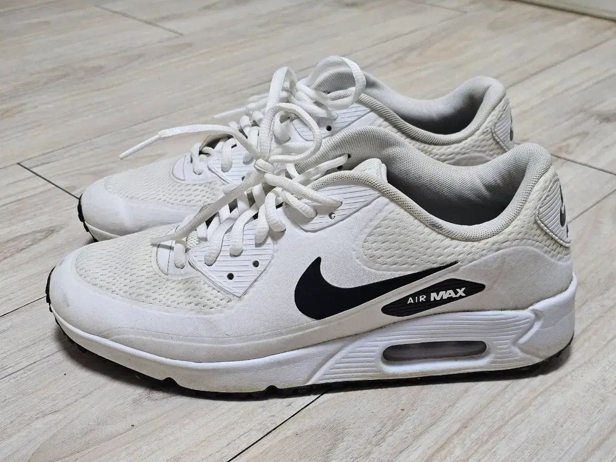 NIKE ナイキ ゴルフ エアマックス 90G (白) 4万5千円で出品 (265)