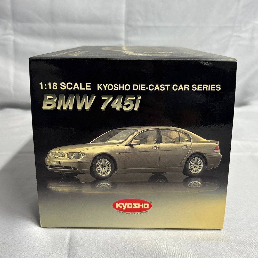 絶版　京商　  745i  1/18 1203◇ミニカー BMW 745i 1/18スケール ゴールド Kyosho 京商 ダイ
