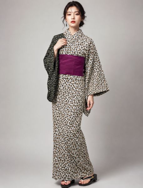 浴衣 単品 仕立て上がり 女性用 日本製 半身仕立て 綿100％ 白×黒 ヒョウ柄 豹柄 お祭り 花火大会 NO43865