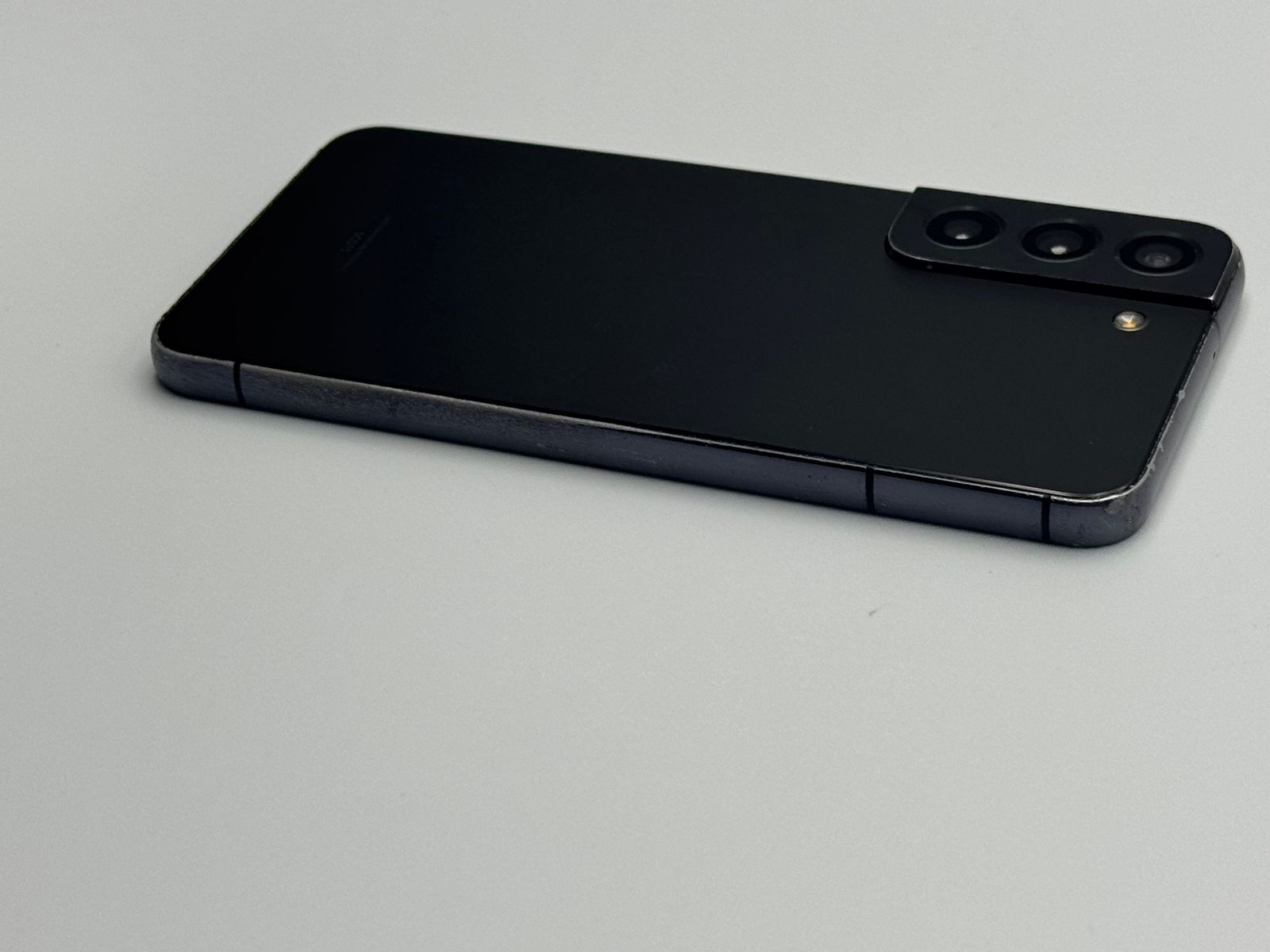 Galaxy S22 SCG13 256GB ファントムブラック 中古C - メルカリ