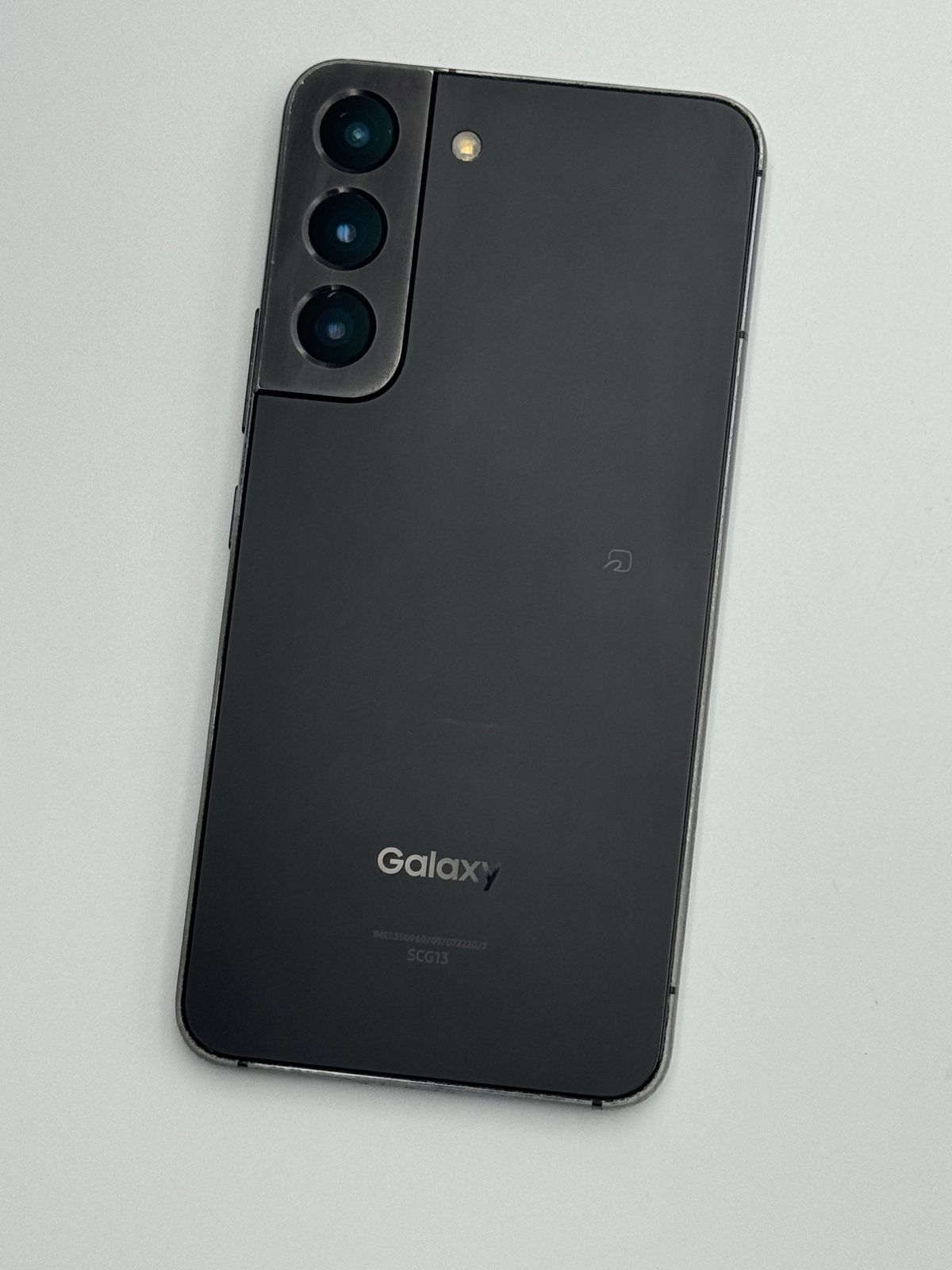 Galaxy S22 SCG13 256GB ファントムブラック 中古C - メルカリ