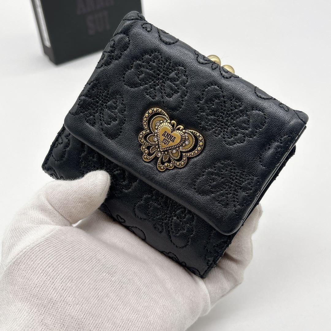 未使用級♥ANNA SUI チェイス 二つ折り財布 がま口 本革 蝶刺繍 - メルカリ