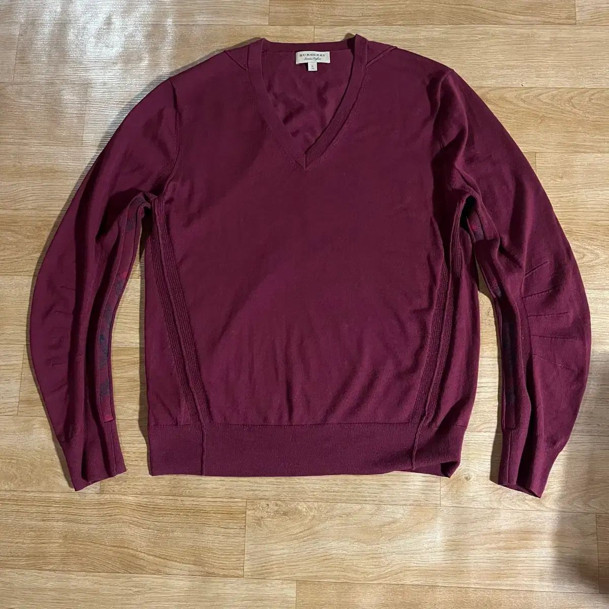 107 BURBERRY バーバリー ノヴァチェック Vネック ニット バーガンディ