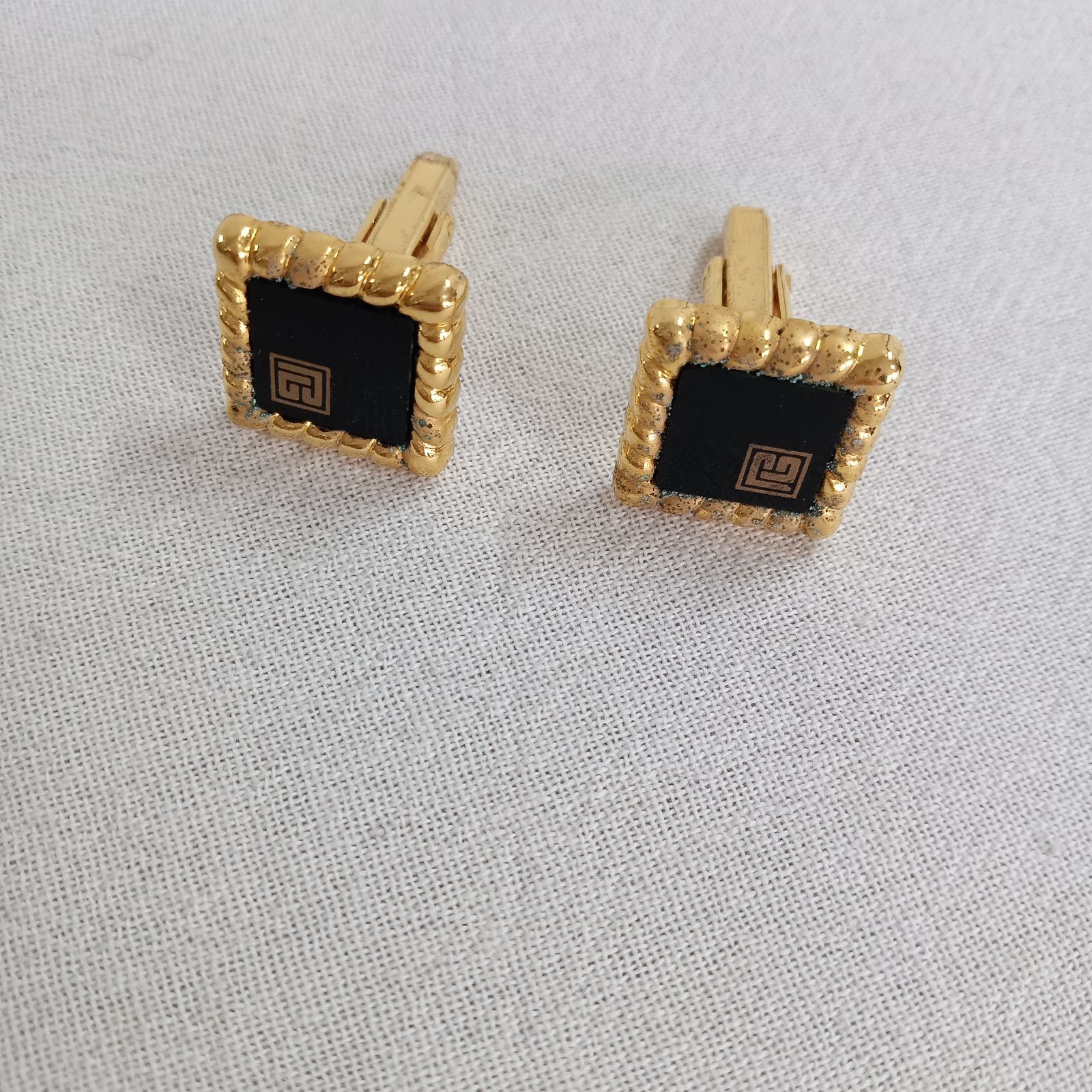 ３本セットバルマン非売品 ピエールバルマン カフス タイタック セット ブラック×ゴールド ロゴ