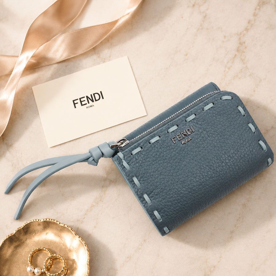 【新品商品】フェンディ FENDI (8M0499 AURN) ピーカブー マイクロ 三つ折り財布 87,800円